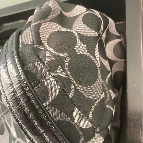 Coach Black Bag - Picture 7 of 9